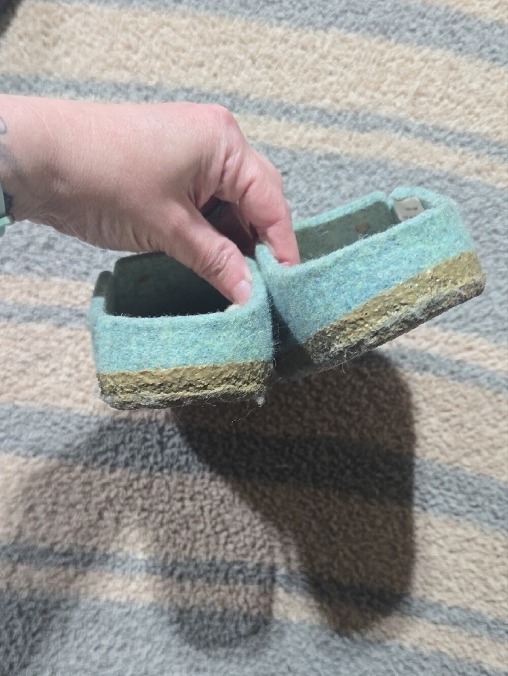 Birkenstock Mint Green Felt Shearling Clogs - Picture 4 of 5
